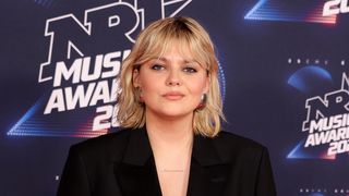 Louane qualifiée de "petit miracle" : une célèbre chanteuse fait l'éloge de la jeune femme