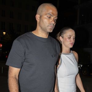 Et a noter qu'il n'y a pas que les tennisman chez les stars à fréquenter ce lieu car Tony Parker a lui aussi diné chez Siena

Tony Parker et Agathe Teyssier sont allés dîner au restaurant Siena lors des Jeux Olympiques de Paris 2024 (JO) à Paris le 28 juillet 2024.
© Jacovides-Perusseau/Bestimage