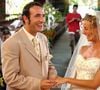 Les mois s'annoncent chargés pour celui qui reprend le rôle de Jean Dujardin

Archives - Aux Seychelles, Jean Dujardin et Alexandra Lamy  se marient dans la série "Un gars, une fille" le 2 décembre 2002.

© Bestimage