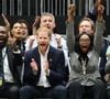 Il semblerait qu'il ait transmis la fièvre de la vague à son fils Archie,

Le prince Harry, duc de Sussex, assiste à un match de volleyball en fauteuil lors des "Invictus Games Vancouver Whistler 2025" à Vancouver.``

Photo : Mirrorpix / Bestimage
