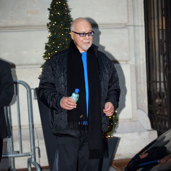 Rene Angelil, le mari de Celine Dion, à la sortie de son hôtel à Paris. La diva Quebecoise a fini sa tournée et quitte la France. Le 7 décembre 2013.
Crédit : GENGIS BORDENAVE / BESTIMAGE