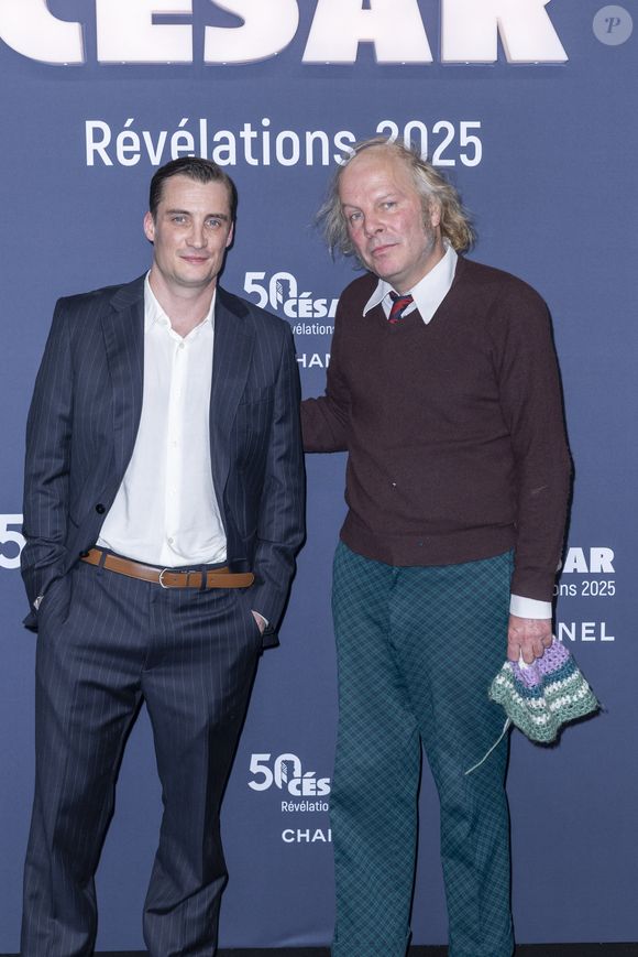 Non loin de Philippe Katerine, parrain du comédien Pierre Lottin
Pierre Lottin et Philippe Katerine - Photocall de la soirée "Cesar Révélations 2025" au Trianon à Paris le 20 janvier 2025.

© Olivier Borde / Bestimage
