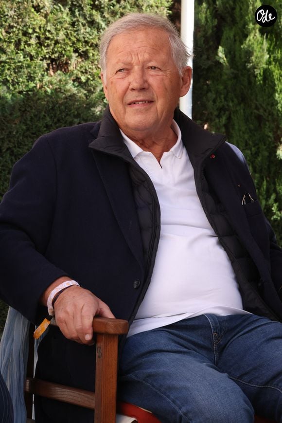 Les Chefs à Saint-Tropez fêtent les producteurs 2026 - "Dans les secrets des grandes maisons françaises" - Georges Blanc sur la terrasse de la salle Jean Desplas, place des Lices à Saint-Tropez, le 3 mai 2026. © Jean-Marc LhomerBestimage.