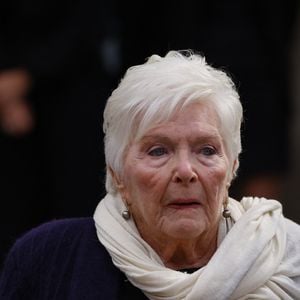 Un ancien président en a fait les frais
Line Renaud - Sorties de la messe funéraire en hommage à Bernard Tapie en l'église Saint-Germain-des-Prés à Paris. Le 6 octobre 2021
© Jacovides-Moreau / Bestimage