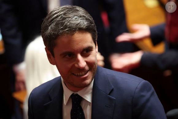L'École alsacienne est l'adresse ultra-sélect du très chic VIe arrondissement où ont défilé de nombreuses personnalités. 

Gabriel Attal - Hommage rendu à L.Jospin avant la séance de Questions au Gouvernement à l'Assemblée Nationale à Paris, le 24 mars 2026. L'ancien Premier ministre est décédé le 22 mars 2026 à l'âge de 88 ans.
© Michtof / PsnewZ / Bestimage