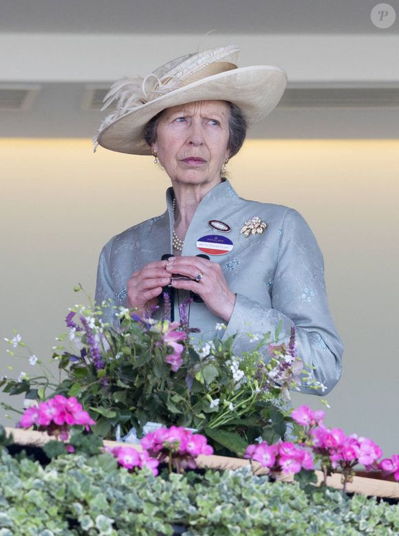 La princesse Anne (Princess Anne), courses hippiques royales – Royal Ascot 2025, jour 1 à Ascot, Royaume-Uni, le 17 juin 2025. Crédit photo : Dana Press / Bestimage