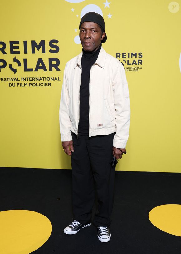 Fait inhabituel, aucun membre français ne fait partie de ce jury cette année.

Isaach de Bankolé - Photocall lors de la 6ème édition du festival international du film policier "Reims Polar" le 1er avril 2026.

© Denis Guignebourg / Bestimage