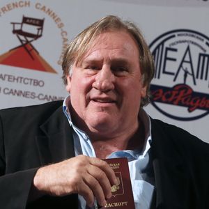 Fanny Ardant et Gérard Depardieu sont en conférence de presse à Moscou pour "La musica deuxième", une pièce de théatre de Margerite Duras le 7 octobre 2015.