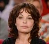 ce jeudi 24 avril, Isabelle Mergault était censée se produire au Zénith de Pau, mais comme elle l'a annoncé sur son compte X (anciennement Twitter),

Isabelle Mergault - Enregistrement de l'émission "Vivement Dimanche" à Paris. - Invités principal Valérie Lemercier