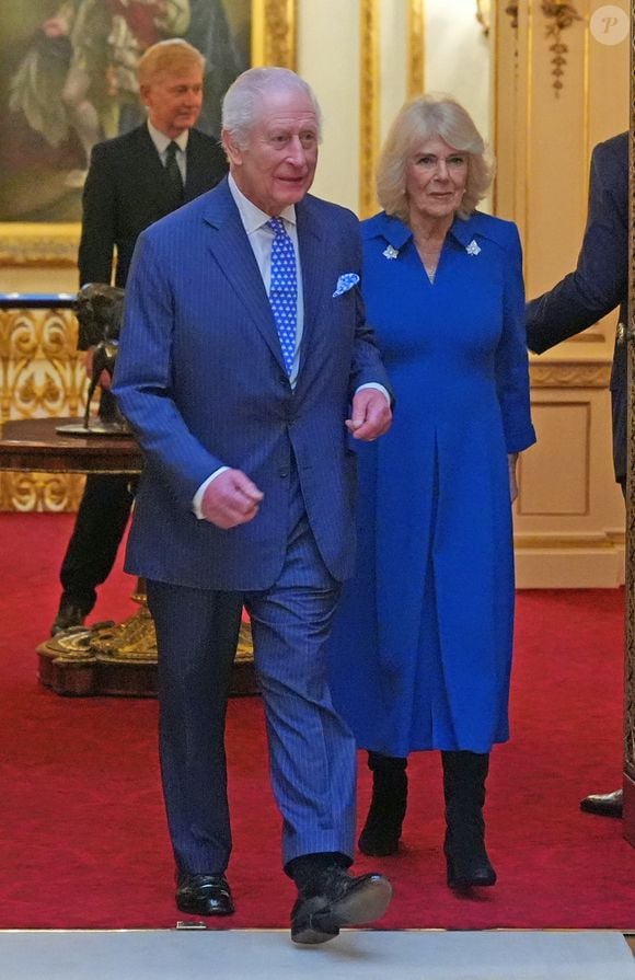 Le roi Charles III d'Angleterre et la reine Camila (Camilla Parker Bowles, reine consort d'Angleterre) lors d'une réception en l'honneur de personnes et d'organisations exceptionnelles contribuant aux efforts humanitaires dans le monde entier au palais de Buckingham à Londres (©Alpha Press 073074 20/02/2025)
