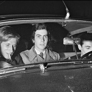 Aujourd'hui, l'interprète du titre "Bons Baisers d'Ici" est officiellement guéri. 

Archives : Jacques Dutronc et Alain Chamfort après une soirée au New Jimmy's à Paris