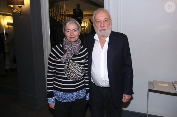 Grand amateur d'art, l'acteur de 73 ans "tapisse les murs" de son bien avec diverses oeuvres d'art dont il a fait la collection, entre autres, un "autoportrait de Franz Kline à l'encre"

Exclusif - François Berléand et sa femme Alexia Stresi - Le propriétaire B.Magrez fête les 770 ans du Château Pape Clément au Pavillon Ledoyen à Paris, France, le 23 Novembre 2022. © Bertrand Rindoff / Bestimage
