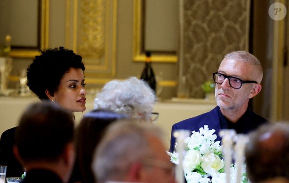 Narah Baptista et son compagnon Vincent Cassel lors du dîner d’État en l’honneur du président brésilien et de sa femme au palais présidentiel de l’Élysée à Paris, France, le 5 juin 2025. 

© Dominique Jacovides / Bestimage