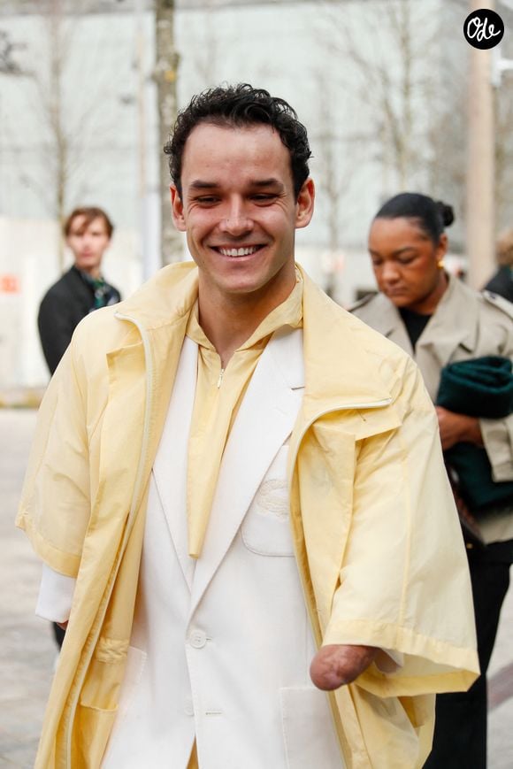 Théo Curin au défilé Lacoste "Collection Prêt-à-Porter Automne/Hiver 2025-2026" lors de la Fashion Week de Paris (PFW), le 9 mars 2025 © Christophe Clovis / Bestimage