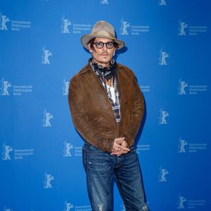 Johnny Depp pour la présentation du film "Minamata" (conférence et photocall) au 70ème Festival international du film de Berlin, La Berlinale 2020, à Berlin le 21 Février 2020. Crédit : Backgrid UK/ Bestimage