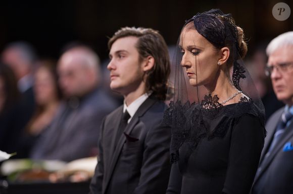 Céline Dion et son fils René-Charles Angélil  - Intérieur des obsèques nationales de René Angélil en la Basilique Notre-Dame de Montréal, le 22 janvier 2016. Crédit Obligatoire : © Annie Paquin / OSAIMAGES / FEELING via Bestimage - Les droits des photos sont valides pour 30 jours -