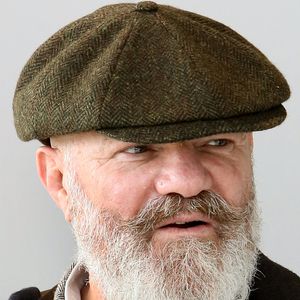 Un tendre moment père-fils.

Exclusif - Le chef Philippe Etchebest se rend au salon professionnel des métiers de la bouche "Exphotel" à Bordeaux, France, le 21 novembre 2023, afin de rencontrer et se s'entretenir avec de jeunes chefs et talents des métiers de cuisine. © Patrick Bernard/Bestimage