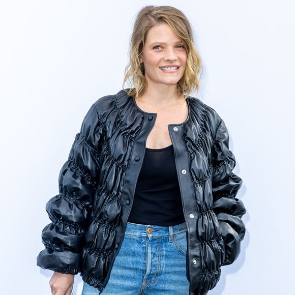 Mélanie Thierry au photocall du défilé Chloé prêt à porter femme Printemps/Été 2024 lors de la Fashion Week de Paris (PFW), au Palais de Tokyo, à Paris, France, le 28 septembre 2023. © Olivier Borde/Bestimage