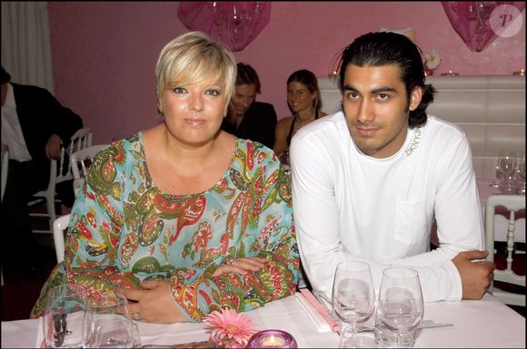 Une commune de 2300 habitants où elle s'était mariée avec Mickaël Fakaïlo, le père de sa fille Willow.

Archives - Laurence Boccolini est divorcée de Mickaël Fakaïlo, le père de sa fille
RACHID BELLAK / BESTIMAGE