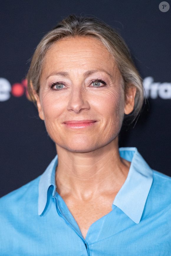 Elle a affirmé ne pas en vouloir à Delphine Ernotte Cunci, la présidente de France Télévisions. Cependant, elle a tout de même confié ne pas être totalement en accord avec la manière dont son départ a été géré.

Anne-Sophie Lapix assiste a la Conference de Presse de rentree de France Televisions a Paris, France le 11 Juillet 2023. Photo par Aurore Marechal/ABACAPRESS.COM