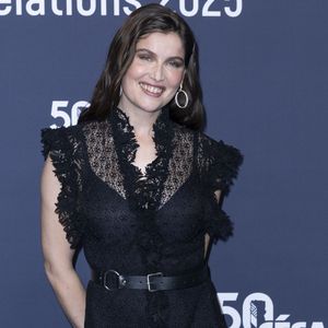 Laetitia Casta - Photocall de la soirée "Cesar Révélations 2025" au Trianon à Paris le 20 janvier 2025.

© Olivier Borde / Bestimage