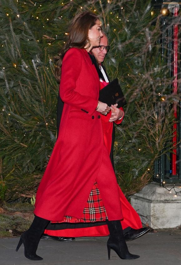 Catherine (Kate) Middleton, princesse de Galles, assiste au service Together At Christmas Carol à l'abbaye de Westminster à Londres, Royaume-Uni, le 6 décembre 2024. © Justin Goff/GoffPhotos/Bestimage