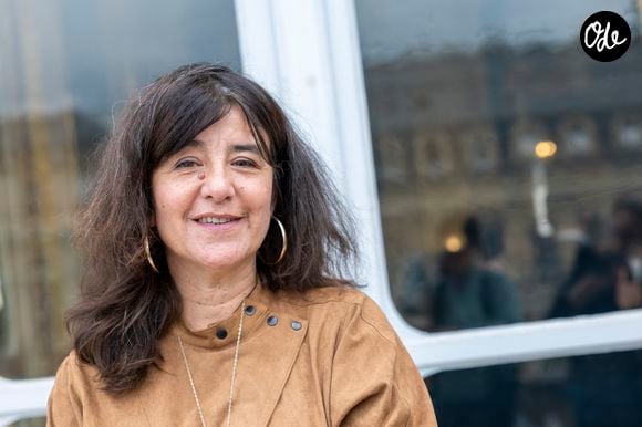Elle explique avoir grandi dans une insécurité permanente, ne sachant jamais comment allait se dérouler l'instant d'après.

Romane Bohringer lors de la réception en l'honneur des équipes des films français sélectionnés au Festival de Cannes 2025 au ministère de la Culture à Paris, France, le 7 mai 2025.

© Olivier Borde/Bestimage