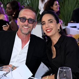 Philippe Caverivière et sa femme Sarah - 11ème édition du Gala de charité de Patrick Mouratoglou à la Mouratoglou Academy & Resort à Biot le 21 juin 2025. Ce gala de prestige réunit chaque année les grandes figures du sport, du divertissement et de nombreux donateurs, mobilisés pour soutenir les jeunes talents du tennis mondial. © Bruno Bebert/Bestimage