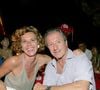 Depuis Philippe Junot s'est remarié et a refait sa vie...

Le Français Philippe Junot, ex-mari de la princesse Caroline de Monaco, et sa compagne à la "Gipsy Party" donnée par Bernard Loze et son épouse dans leur résidence d'été de Beauvallon à Saint-Tropez, dans le sud de la France, le 23 juillet 2004. Photo par Raoul Benegas/ABACA.