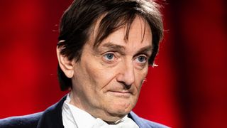 "Je ne peux pas porter de jugement" : Un humoriste très populaire évoque Pierre Palmade, et s'épanche sur sa situation personnelle