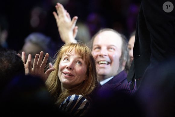 "J'aime bien me maquiller les sourcils", a-t-il expliqué


Philippe Katerine et Julie Depardieu assistent aux 35e Victoires de la Musique à la Seine Musicale le 14 février 2020 à Boulogne-Billancourt, France. Photo by David Niviere/ABACAPRESS.COM