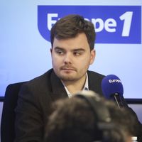 Deux semaines après l'arrivée de son bébé, Gauthier Le Bret (CNews / Europe 1) déjà pris par de grands engagements loin de la maison