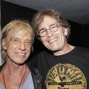Jean-Louis Aubert et Richard Kolinka - People lors de la soirée des 50 ans du studio Ferber à Paris. Le 29 juin 2023. © Cédric Perrin / Bestimage