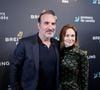 Jean Dujardin acteur et père de famille, de 4 enfants

Jean Dujardin et Nathalie Péchalat - Dîner de charité Breitling à la Samaritaine pour l’association "Premiers de Cordée" à Paris. L'association Premiers de Cordée propose des animations sportives auprès des enfants hospitalisés. © Rachid Bellak/Bestimage