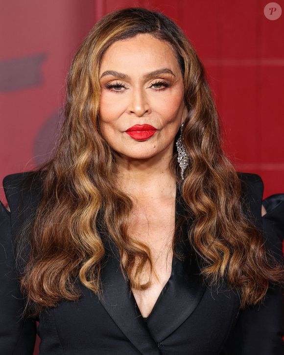 Tina Knowles arrive au 4e gala annuel Fifteen Percent Pledge qui s'est tenu aux Paramount Pictures Studios le 1er février 2025 à Hollywood, Los Angeles, CA, USA. Photo by Xavier Collin/Image Press Agency/ABACAPRESS.COM