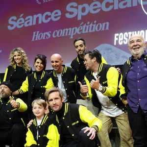 Jamel Debbouze, Elodie Fontan, Alban Ivanov, Reem Kherici, Corentin Guillot, Julien Arruti, Philippe Lacheau, Tarek Boudali, Paco Boisson et Gerard Jugnot - Présentation du film "Marsupilami" lors du 29e Festival International du Film de Comédie de l'Alpe d'Huez le 21 Janvier 2026. © Dominique Jacovides/Bestimage