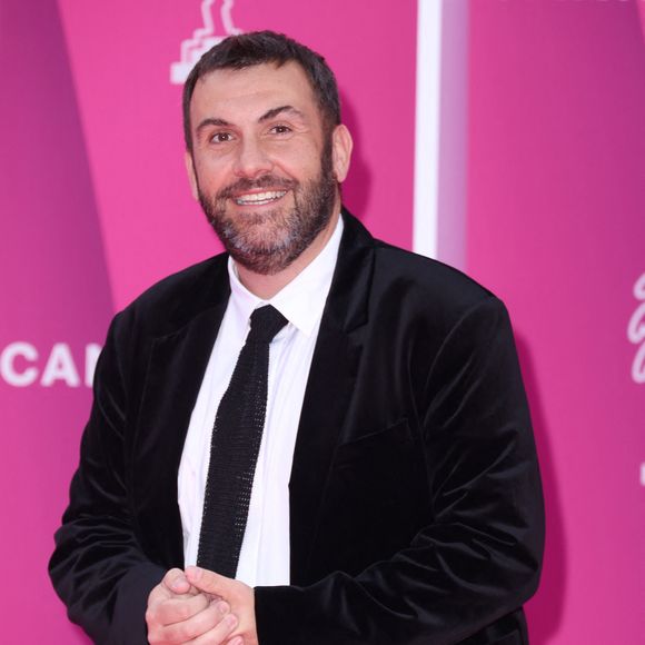 Toutefois, l'acteur continue de mener ce combat quotidien avec un courage exemplaire.

Laurent Ournac - Soirée d'ouverture de la 7e saison de "CanneSeries" à Cannes, le 5 avril 2024. 

© Denis Guignebourg/Bestimage