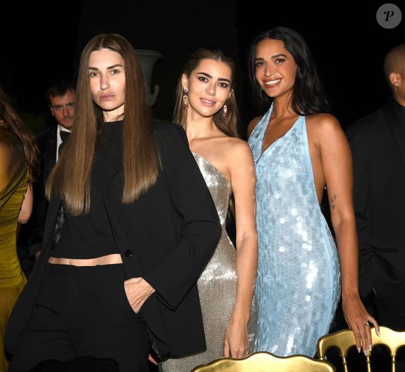 Exclusif - Helena Gatsby et April Love Geary - Dîner de charité "Knights of Charity" au Château de la Croix des Gardes à Cannes le 20 mai 2026.© Bruno Bebert / Bestimage