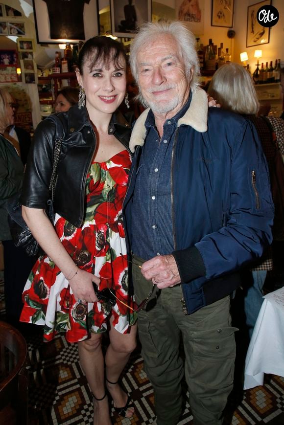 Hugues Aufray et sa femme Muriel Aufray - Mischa Aznavour invite les Amis de son père pour célébrer le 100 ème Anniversaire de la naissance de Charles Aznavour, au restaurant "Gourmet des Ternes" à Paris, France, le 22 mai 2024. © Bertrand Rindoff / Bestimage