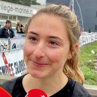 Violette Dorange se justifie : cet accessoire de mode très clivant qu’elle a porté pendant le Vendée Globe