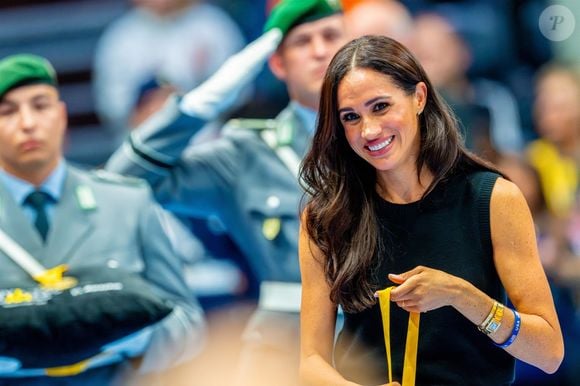 Mais aussi quelques moments avec ses copines, notamment au Pilates. 

Le prince Harry, duc de Sussex et Meghan Markle, duchesse de Sussex, participent à une remise de médailles lors des Invictus Games 2023 (Day 4) à Dusseldorf, le 13 septembre 2023.