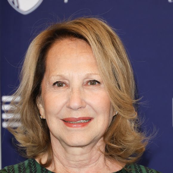 Sur Instagram, la librairie parisienne A l'Ouest lui a rendu un émouvant hommage en publiant une photo d'elle tout sourire prise en juin dernier.

Nathalie Baye - Photocall de la cérémonie d'ouverture de la 17ème édition du Festival du Film Francophone (FFA) de Angoulême. Le 27 août 2024
© Coadic Guirec / Bestimage