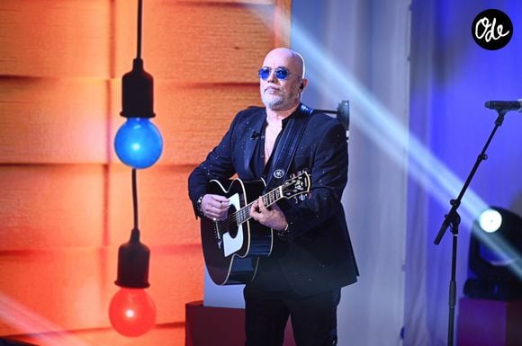 Pascal Obispo a remercié tous les Français.

Pascal Obispo et Bénabar lors de l'enregistrement de l'émission "Vivement dimanche" au studio Rive Gauche, présentée par M. Drucker avec une diffusion sur France 3 le 1er février 2026. © Guillaume Gaffiot/Bestimage