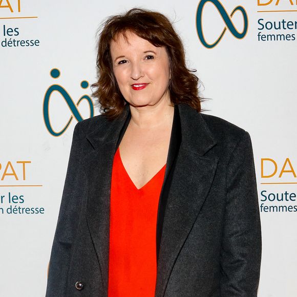 Anne Roumanoff lors de la soirée de remise des prix Dapat 2025 au Théâtre du Rond Point à Paris le 24 mars 2025.

© Rachid Bellak / Bestimage