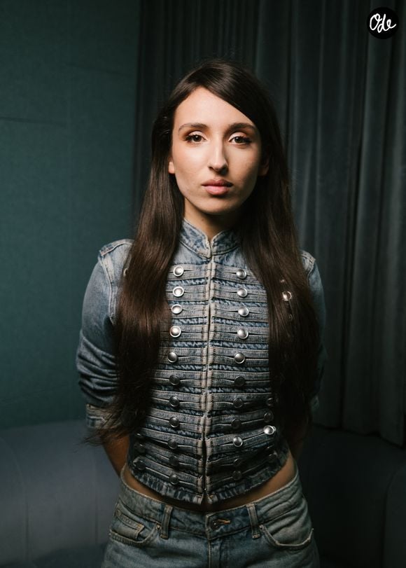 Exclusif - Showcase de Ambre (gagnante de la Star Academy 13) qui dévoile son nouveau single "J'laisse parler" ce lundi 28 septembre dans les locaux de Sony avant la sortie de son premier album baptisé "Victoria" en référence à son deuxième prénom qui sera dans les bacs le 4 décembre prochain. Sa sortie sera suivie d'une tournée d'une vingtaine de dates. Paris le 28 septembre 2026. © Sam Delpech/Bestimage
