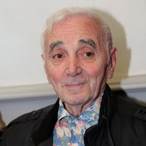 Lancement de la Quinzaine Arménienne et inauguration de "L'Olivier du Centenaire du génocide arménien" symbole de Paix, d'Espérance et de Longévité par Charles Aznavour, Lionel Royer-Perreaut (maire des 9e et 10e arrondissements de Marseille) et Richard Findykian (adjoint au maire), dans le Parc de la mairie Maison Blanche à Marseille, le 4 juin 2015.
Bestimage