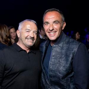 Une saison très différente pour toutes les équipes du programme étant donné qu'il s'agit de la première depuis la mort d'un de leurs membres.

Exclusif - Bruno Berberes, Nikos Aliagas - Vernissage de l'exposition photographique de Nikos Aliagas "Regards Miroirs" à la Seine Musicale à Boulogne-Billancourt le 14 avril 2022. © Cyril Moreau/Bestimage