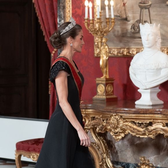 Le roi Felipe VI et la reine Letizia d'Espagne, accueillent Frank-Walter Steinmeier (Président fédéral de l'Allemagne) et sa femme Elke Budenbender pour un dîner de gala en leur honneur au palais royal à Madrid. Photo par LALO YASKY / BESTIMAGE