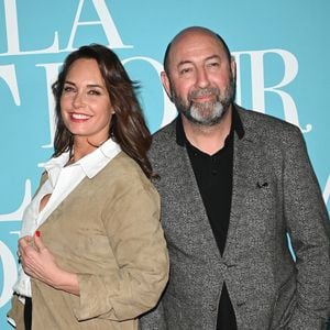 Kad Merad et sa femme Julia Vignali à l'avant-première du film "La Vie pour de vrai" au cinéma Pathé Wepler à Paris le 18 avril 2023.

© Coadic Guirec/Bestimage