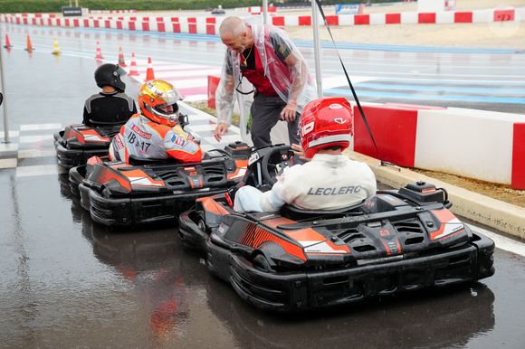 Tom Bianchi, Charles Leclerc lors du marathon Karting Jules Bianchi au circuit Paul Ricard au Castellet le 8 septembre 2024. © Anne-Sophie Guebey via Bestimage